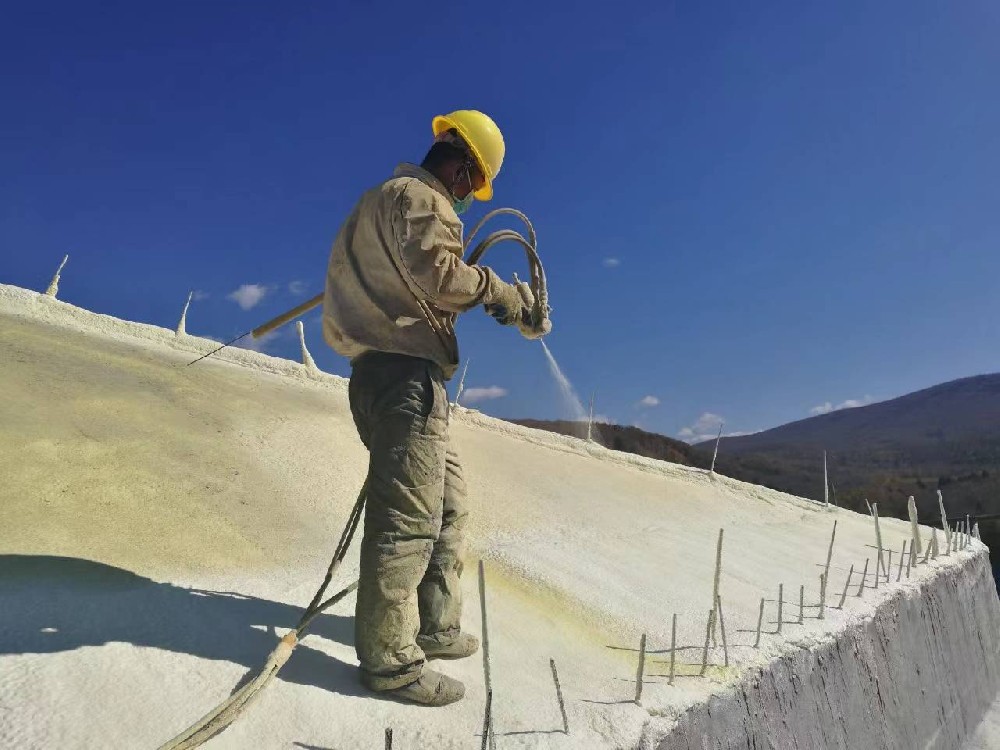 聚氨酯保溫噴涂、聚氨酯板